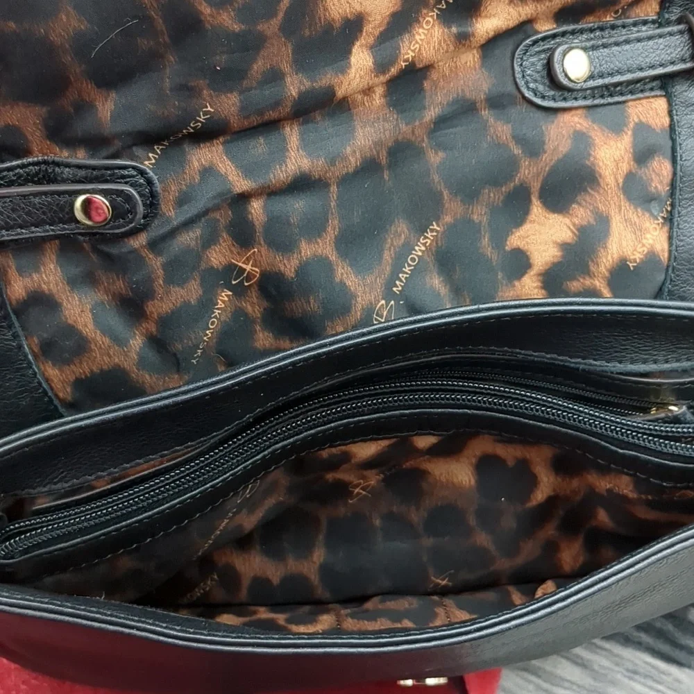 B Makowski leather bag
